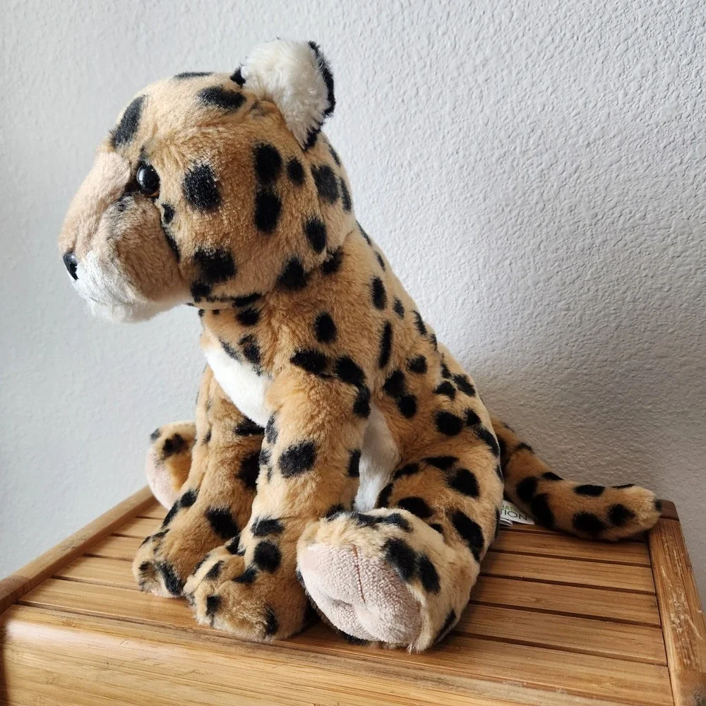 2019 Aurora Destination Nation Sitting Leopard Plush Stuffed Animal‎ 10 in Tall